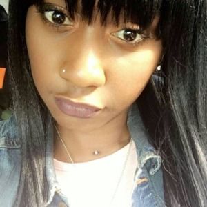 Meet your Posher, Estella